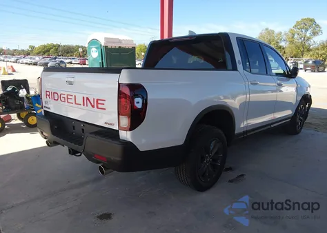 2025 Honda Ridgeline Sport z USA, uszkodzony, nr VIN 5FPYK3F11SB001880